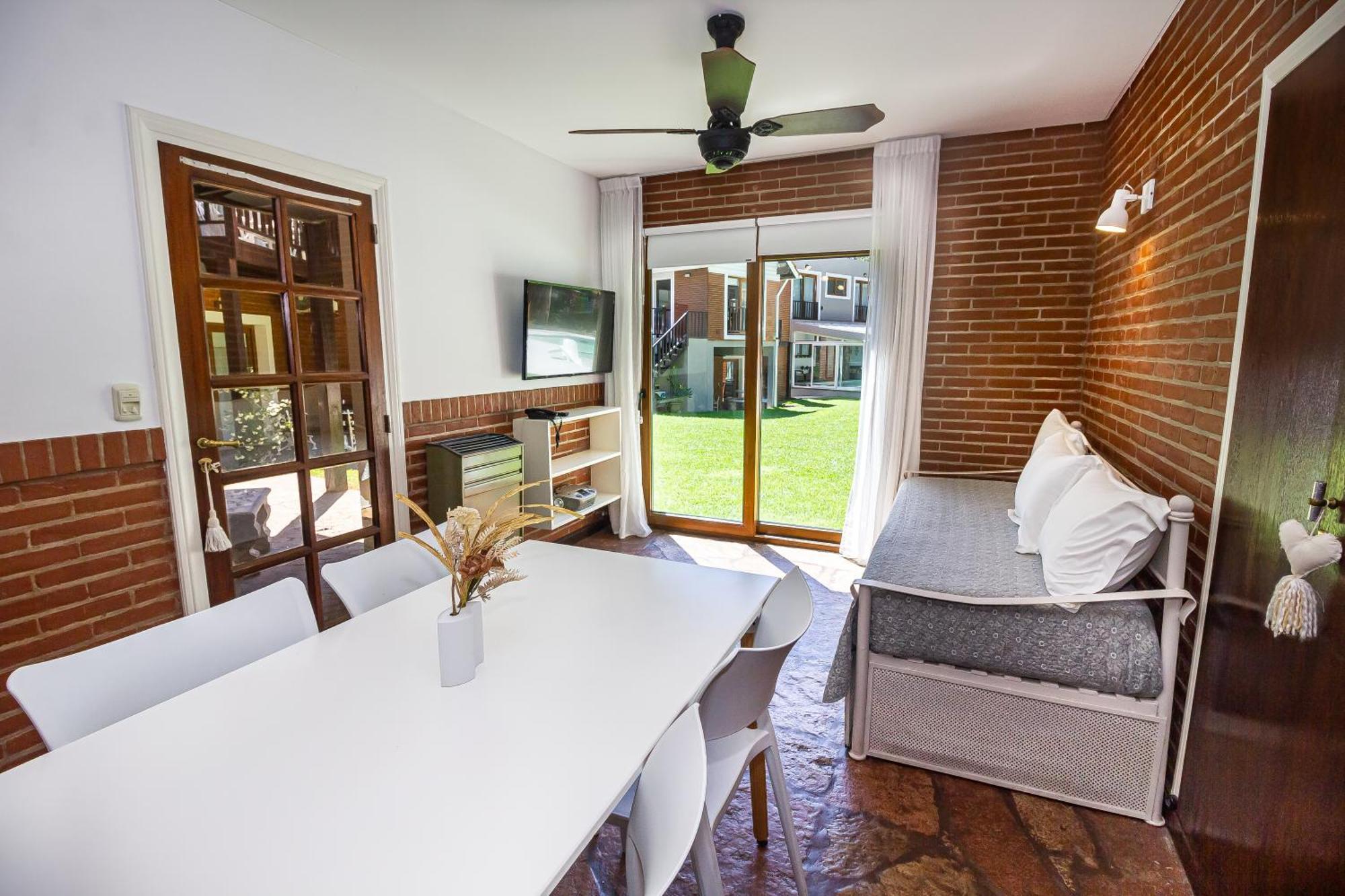 Punta Cerezo Apart Carilo Extérieur photo